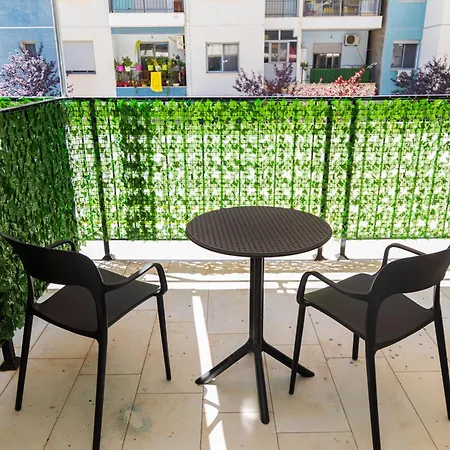 Solis Giselle * Avlonya