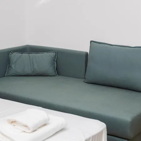 Solis Giselle * Avlonya