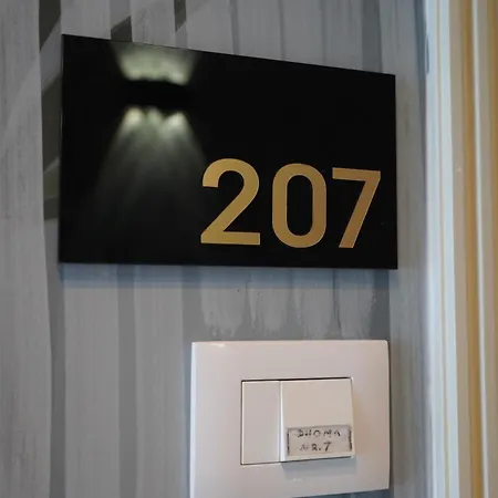 Hotel Eizhen Center