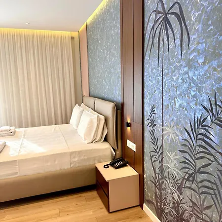 Eizhen Center Hotel *